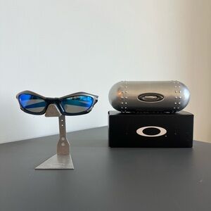 Oakley Splice Metal Polarized Sunglasses with Silver Case